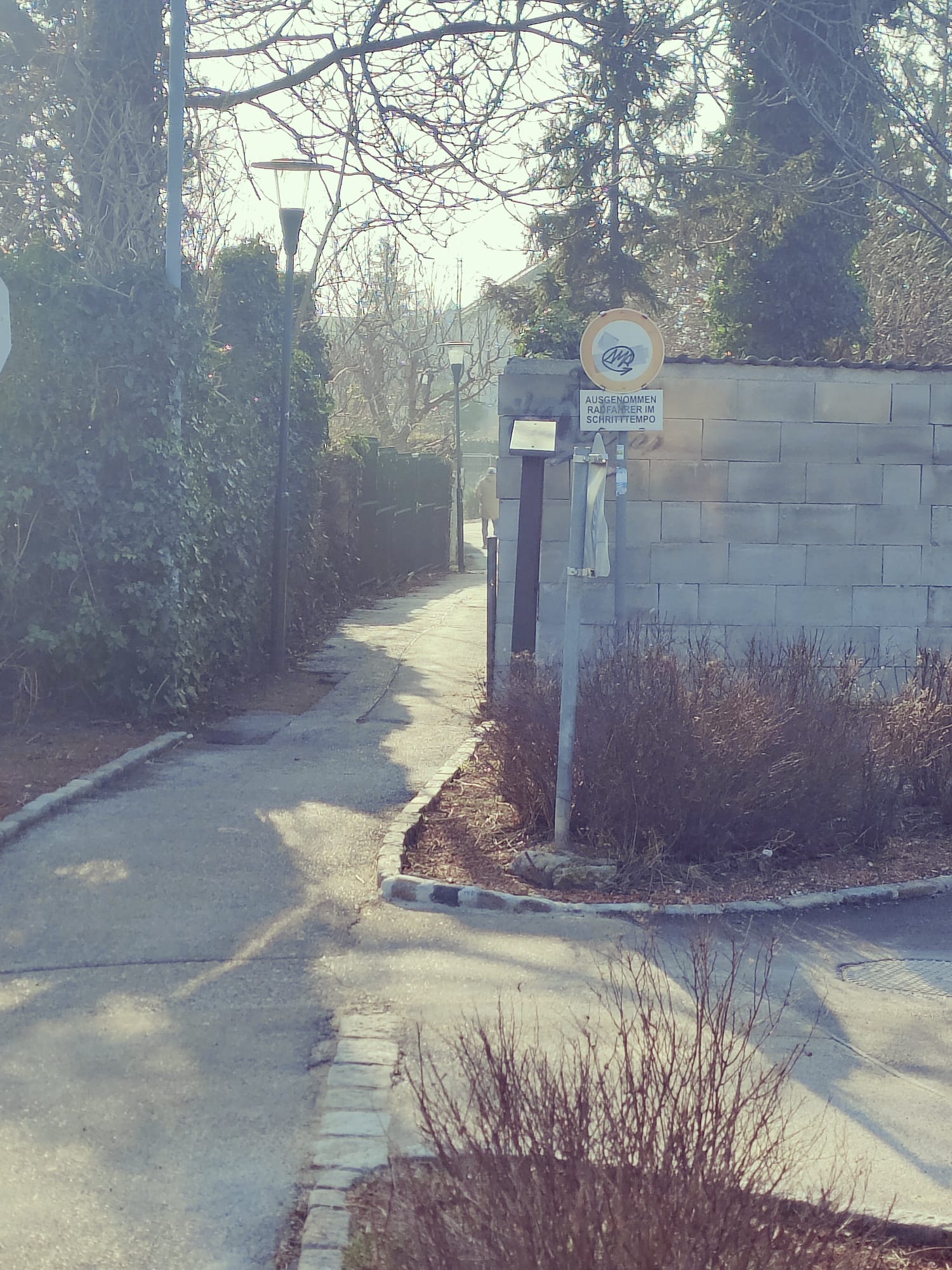 Was verbirgt sich hinter der Biegung. (Eine Metapher)